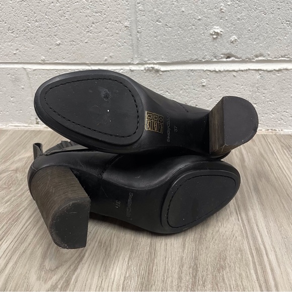 See by Chloe Capps Black Leather Buckle Ankle Booties - Picture 10 of 12